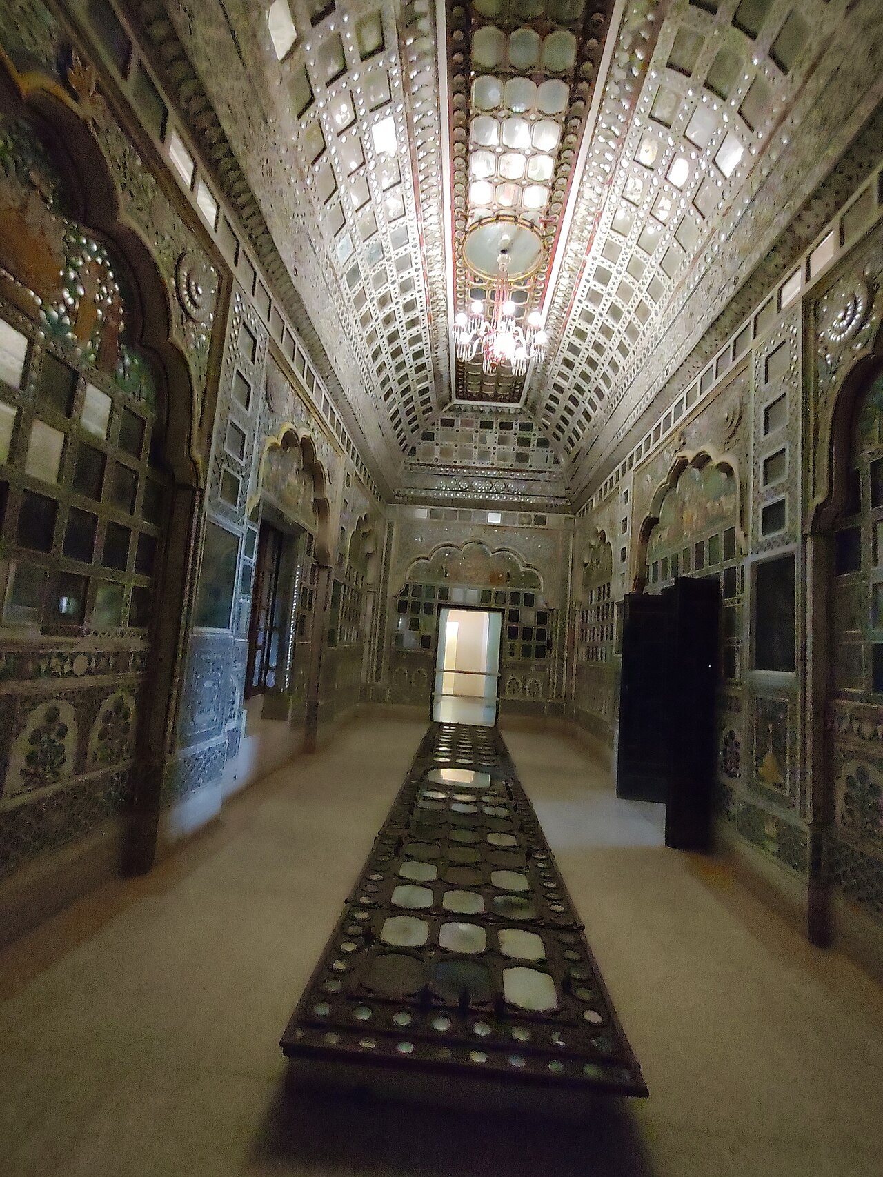 Phool Mahal Gilded Halls